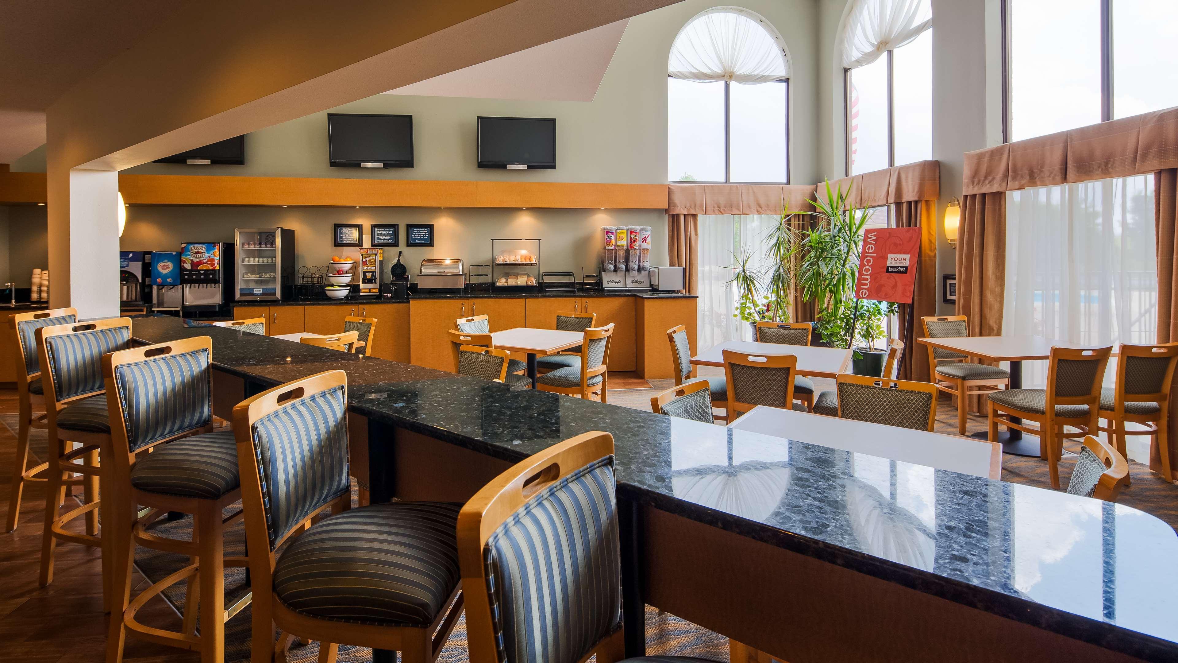 Best Western Davison Inn Экстерьер фото